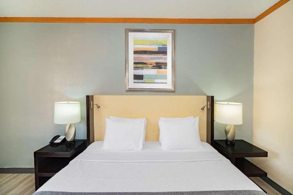 Baymont Inn & Suites Hinesville Fort Stewart Area